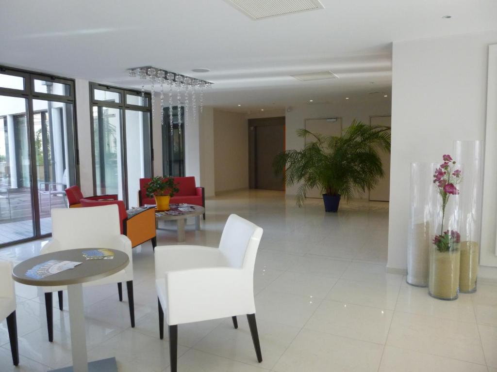 La Residence Therm'Appart Vichy Buitenkant foto